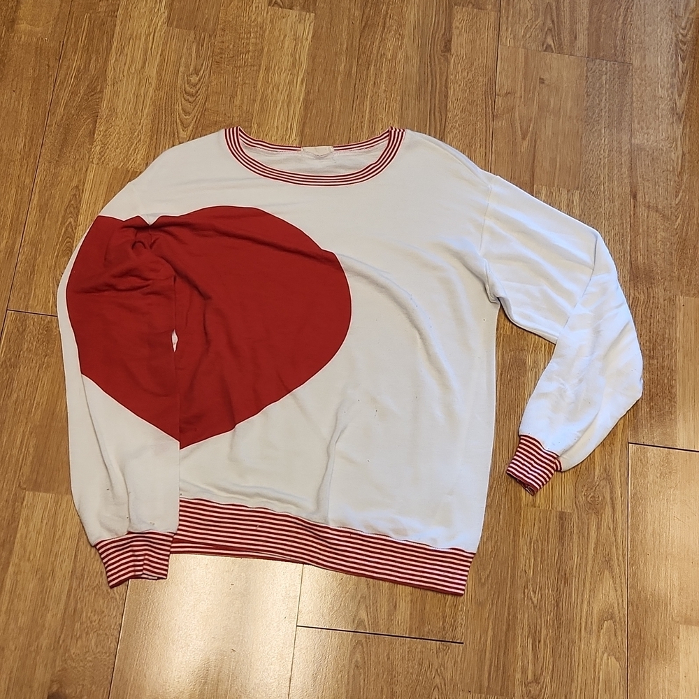 Oddy lightweight heart sweater sz L